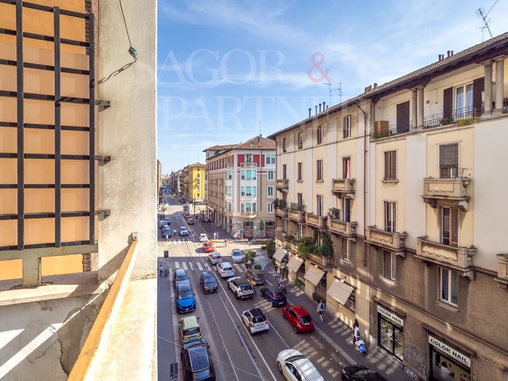 Quadrilocale Milano Viale Coni Zugna - Vista Balcone Living