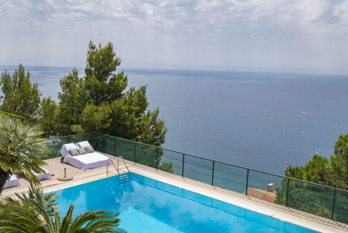 Villa Panoramica Ventimiglia Borgo Grimaldi | Liguria - vista mare piscina