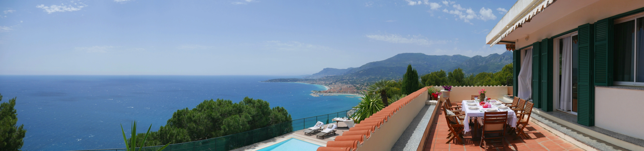 Villa Panoramica Ventimiglia Borgo Grimaldi | Liguria - terrazzo vista panoramica mare piscina