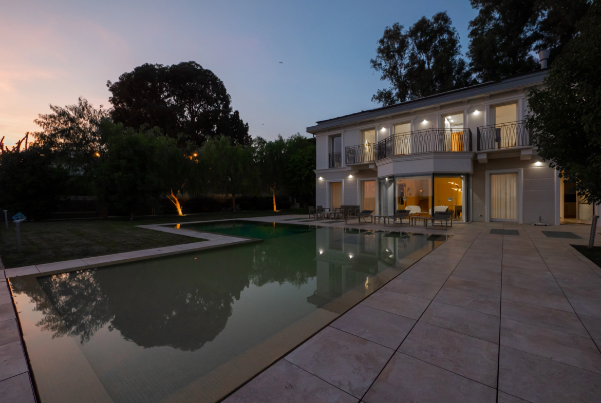 Villa Liberty con Piscina Portosole Sanremo - illuminazione casa, piscina e giardino