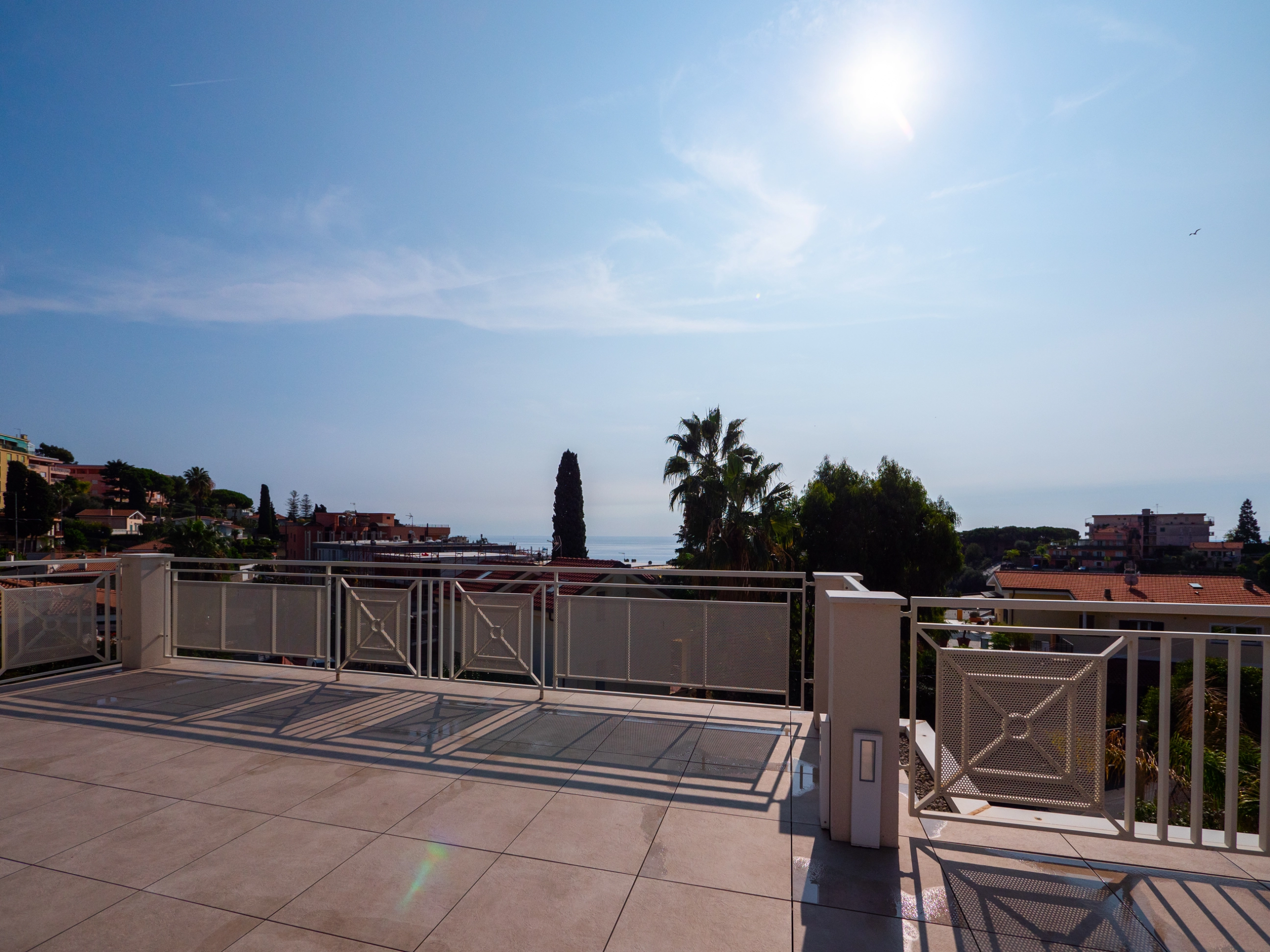 Villa con Piscina Sanremo Via Franco Alfano | grande terrazzo panoramico vista mare