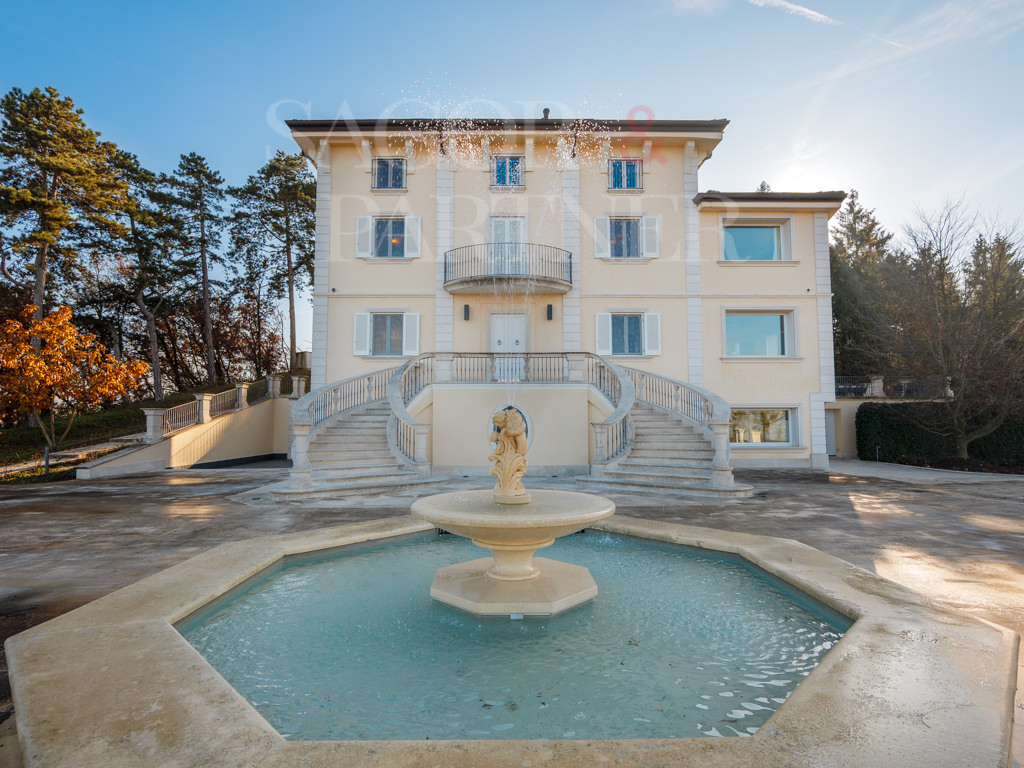 Villa con piscina Fortunago Pavia - villa